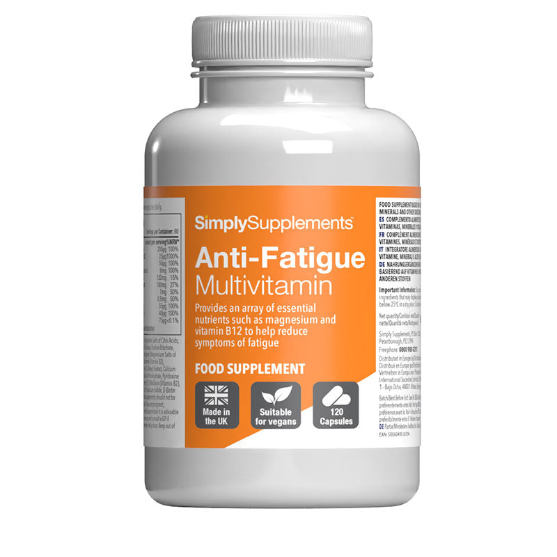 Frasco de suplemento con la etiqueta «Multivitaminas Antifatiga Simply Supplements», de color morado sobre fondo blanco.