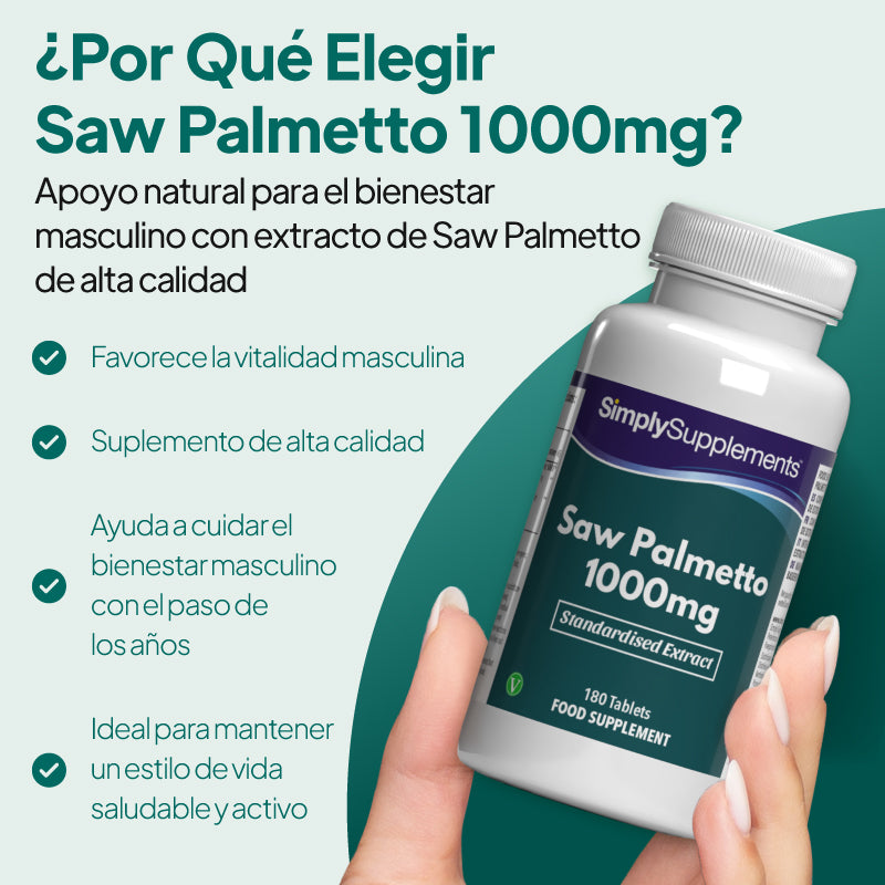 Una mano que sostiene un frasco blanco del complemento alimenticio «SimplySupplements Saw Palmetto 1000 mg», sobre un fondo gráfico en tonos verde azulado y verde, con texto promocional en español y marcas de verificación.