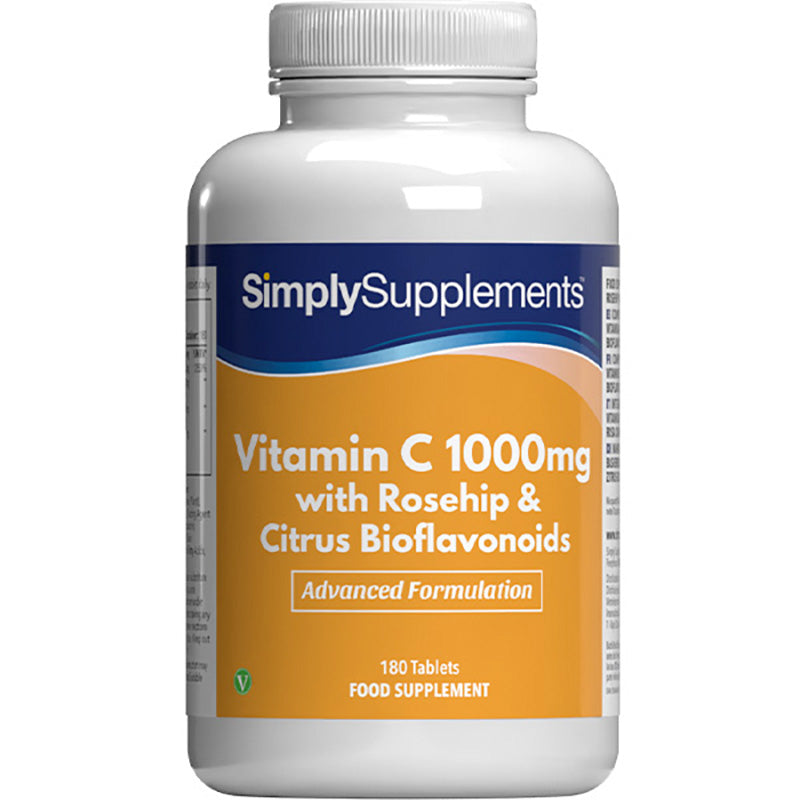 Frasco de suplemento con la etiqueta «Vitamina C 1000mg con Rosa Mosqueta y Bioflanovoides cítricos Simply Supplements», de color amarillo sobre fondo blanco.